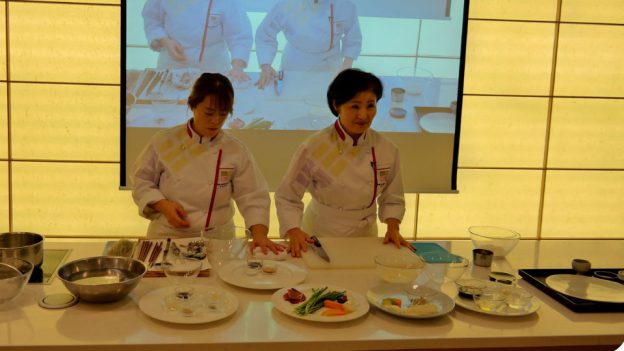 Belajar Memasak Masakan Korea di Daebak Kuy BSD